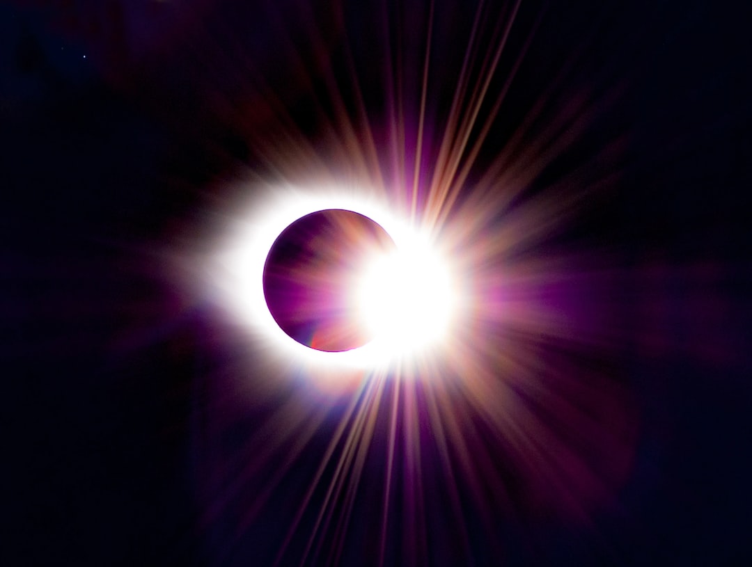 Eclipse solar del 12 de agosto de 2026: cómo proteger tu vista y la importancia de la prevención
